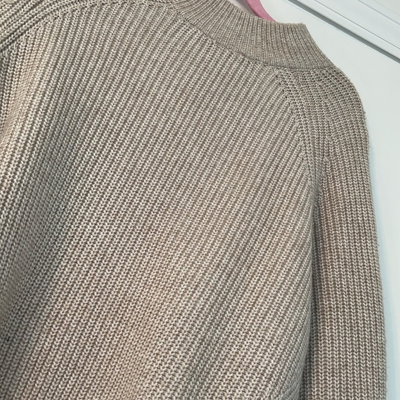 Sweater - Picture 2 of 3